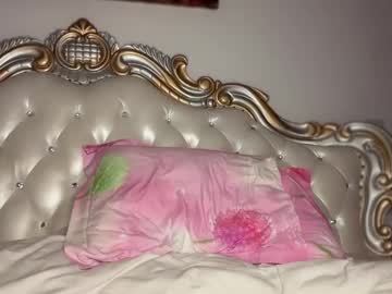 webcam girl kiradivine live cam image #11623687