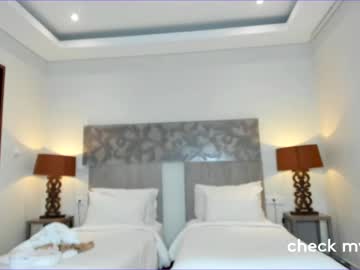 webcam girl merelin__ live cam image #3493770