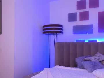 webcam girl callme_star live cam image #7534957