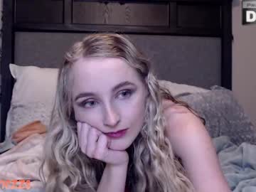 webcam girl peachezzs live cam image #992286