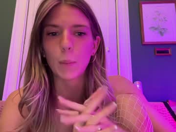 webcam girl oliviahansleyy live cam image #10855340
