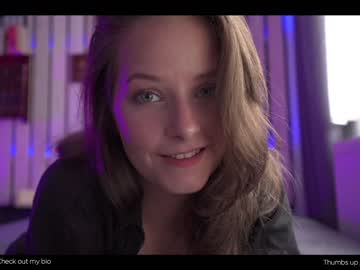 webcam girl hermione_potter_couple live cam image #6633377