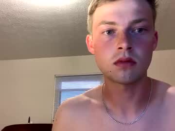 webcam man mrcoolguy68 live cam image #2618243