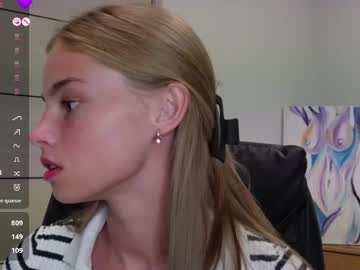 webcam girl abby_laker live cam image #10796235