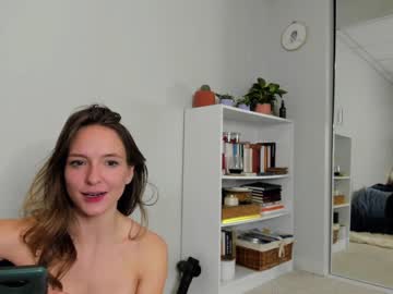 webcam girl innocentprovenguilty live cam image #657944