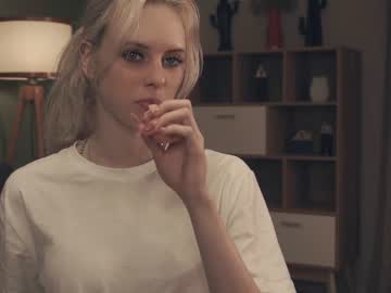 webcam girl audreycarvin live cam image #8812274