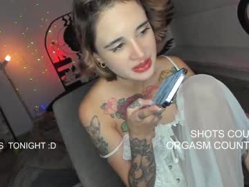 webcam girl lonelly_lolly98 live cam image #7240851