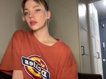 webcam girl angel_from_sky live cam image #2588077