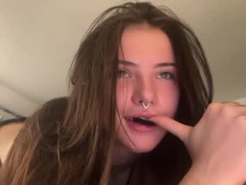 webcam girl bmwm5f90 live cam image #12782654
