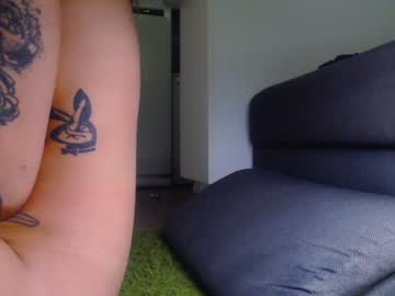 webcam girl elisa_bright live cam image #6688483