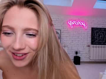 webcam girl yononeey live cam image #7791792