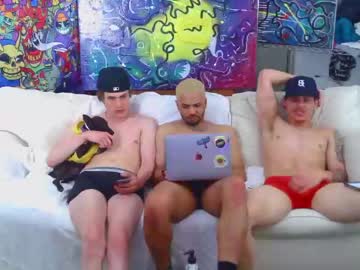 webcam man thereallifekendolll live cam image #5813349