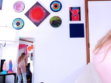 webcam girl emmasky69 live cam image #9694429