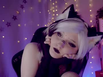 webcam girl vronnier live cam image #13007949