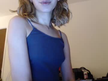webcam tranny novafrey live cam image #4458138