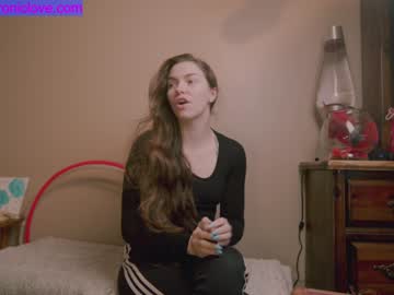 webcam girl chroniclove live cam image #4971368