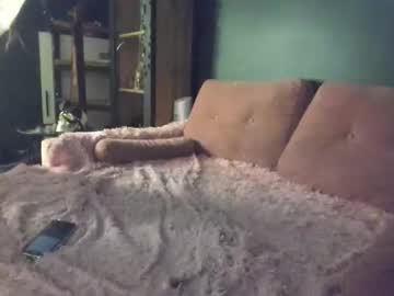 webcam girl bmwm5f90 live cam image #11836652