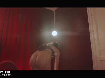 webcam girl rougeoud live cam image #7423738