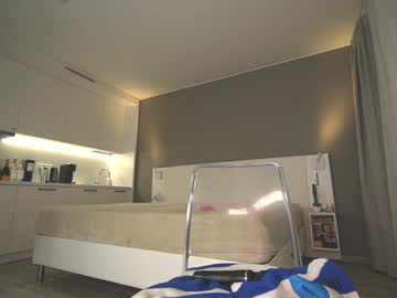 webcam girl nica_rock live cam image #10776337