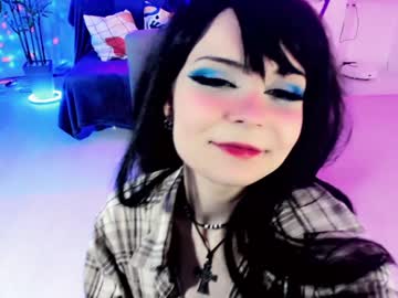 webcam girl ronnie_neko live cam image #7881013