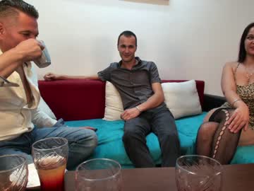 webcam couple julyaandraul live cam image #377444