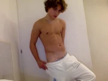 webcam man chaseehutch live cam image #7594105