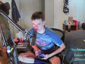 webcam man letsplayblake live cam image #4595937