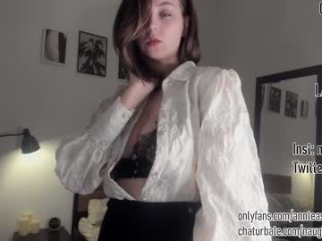 webcam girl naughty__but_nice live cam image #815962