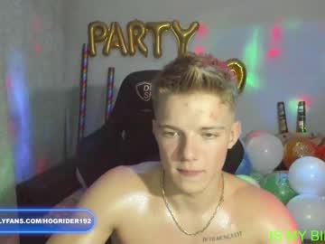webcam man hogrider192 live cam image #7545361