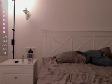 webcam couple sunsay_effie live cam image #8276021