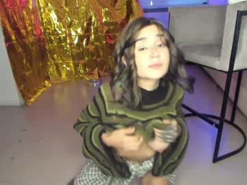 webcam girl lonelly_lolly98 live cam image #11500115