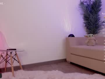 webcam girl gigi_ulala live cam image #6194094