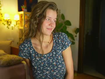 webcam girl eli_sun live cam image #10803243