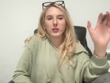 webcam girl tpink95 live cam image #3822428