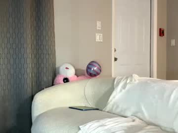 webcam girl dreamy_gabriella01 live cam image #10992960