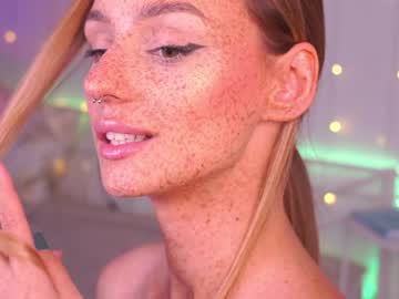 webcam girl artease live cam image #4500932