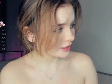 webcam girl cute_caprice live cam image #8207243