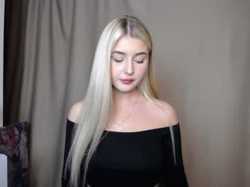 webcam girl cute18cute live cam image #3952745