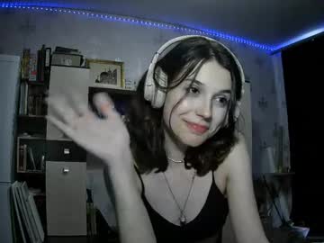 webcam girl alodieherlan live cam image #12874129