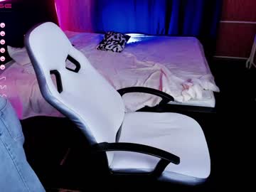 webcam girl lina_bitch live cam image #2935106