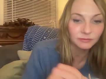 webcam girl kaileeshy live cam image #2571506