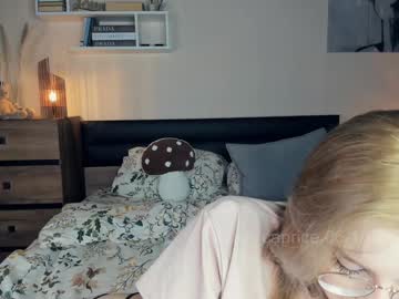 webcam girl cute_caprice live cam image #10697446