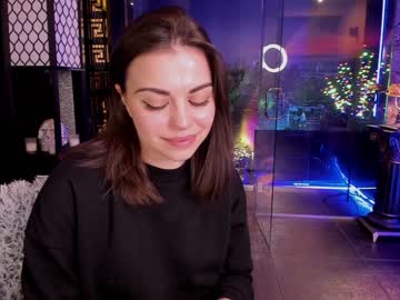 webcam girl alma_pearl live cam image #1834635