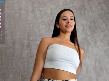 webcam girl amandamedrano live cam image #3726094