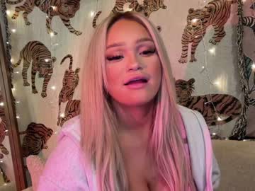 webcam girl ari_02 live cam image #8715499