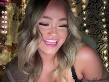 webcam girl ari_02 live cam image #6784295