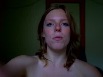 webcam girl crimsonxrapture live cam image #2895413