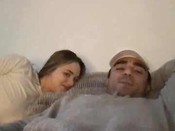 webcam couple carlosdickinson live cam image #11944677