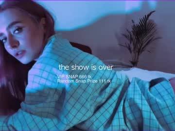 webcam girl yvie_ live cam image #11413992