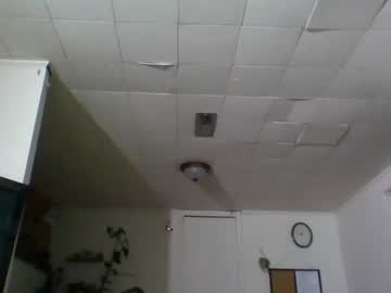 webcam girl plant_baby live cam image #5876693